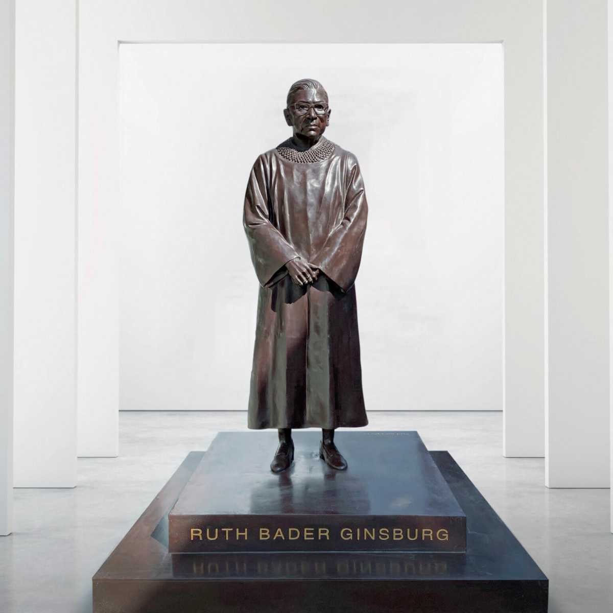 Justice-Ginsburg-Statue2-1536×1536