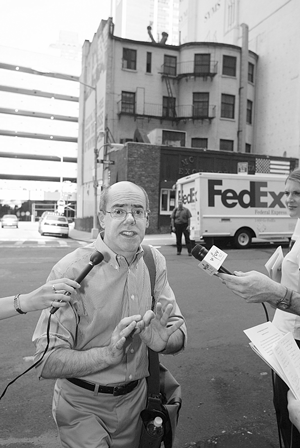 fedex-2003-09-01_z