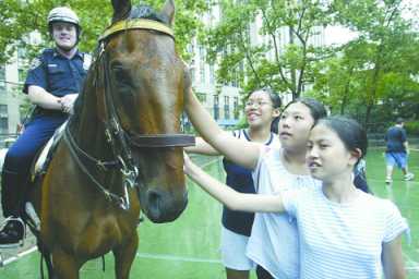 police-2003-08-18_z