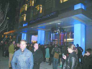 hotel-2004-03-23_z