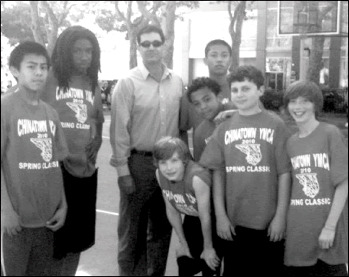 Coach Barry Weiss with his team in the Chinatown YMCA outdoor middle school tournament. Union square lawyer scores by funding b’ball league 3 ballsu-2009-05-25_z