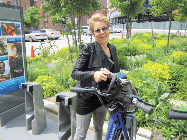 Bicycle, bicycle, I want to ride my bicycle 3 Photos by Tequila Minsky