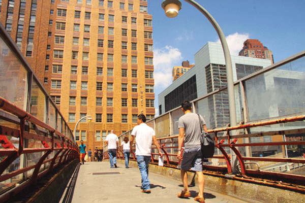 Plans are stepped up to repair old footbridge 1 Downtown Express photo by Yoon Seo Nam