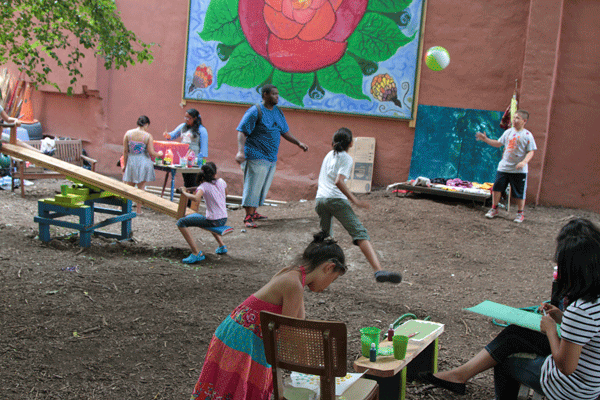 Amid gardeners’ fete, developer reinforces his fence 5 cmg,-clayton-1
