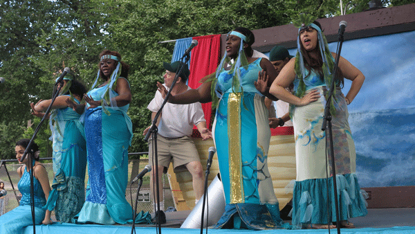 Take the kids 2 Photos by Jonathan Slaff Mermaids sing of their love for our oceans.