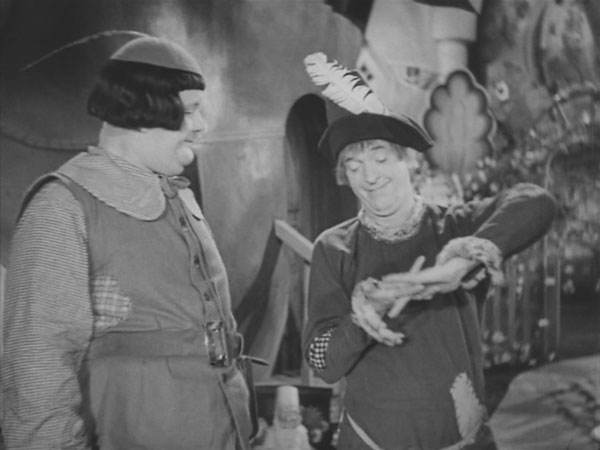 Have yourself a darkly odd Christmas 2 Laurel and Hardy, in the sweet but unsettling “Babes in Toyland.” HAL ROACH STUDIOS