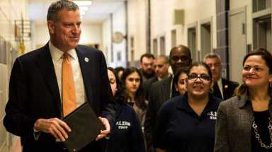 de blasio at a school amny cropped