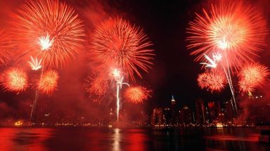 fireworks east river 2002 – cropped