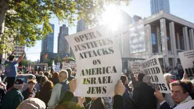 met protest amny cropped