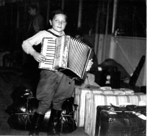 accordion_2015_03_20_q4_z