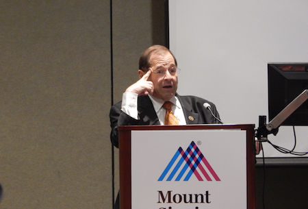 Congressmember Jerrold Nadler addressing the May 4 meeting of Community Board 4. | SEAN EGAN 