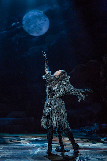 Leona Lewis offers an inimitable take on “Memory,” the most enduring song from “Cats.” | MATTHEW MURPHY 
