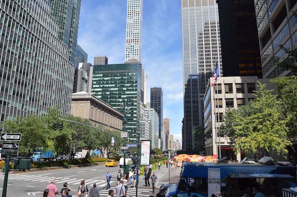 Midtown East Rezoning Hearing Highlights Key Unanswered Questions 1 Park Avenue, looking north from east 51st Street. | JACKSON CHEN