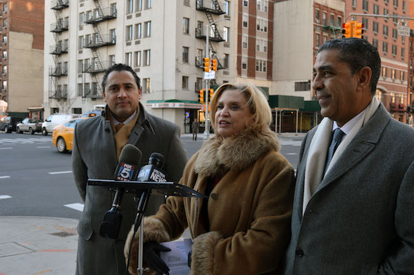 Congressmember Carolyn Maloney is joined by Assemblymember Robert Rodriguez and Congressmember Adriano Espaillat in calling for the federal government to step up on Second Avenue Subway Phase 2 funding. | JACKSON CHEN 