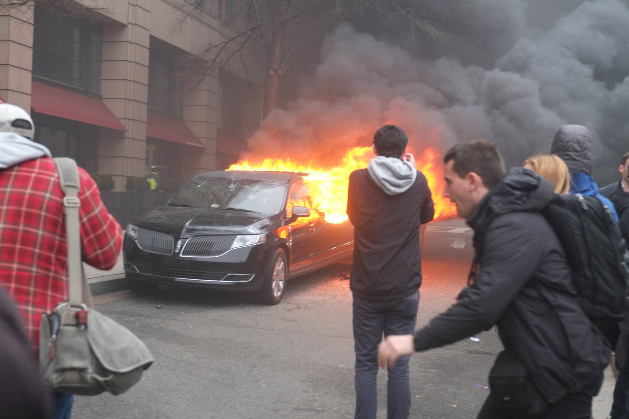 Kettle commentary from the counter-inauguration 2 Anarchist protests set a limousine on fire in downtown Washington, D.C., on inauguration day. Photos by John Penley