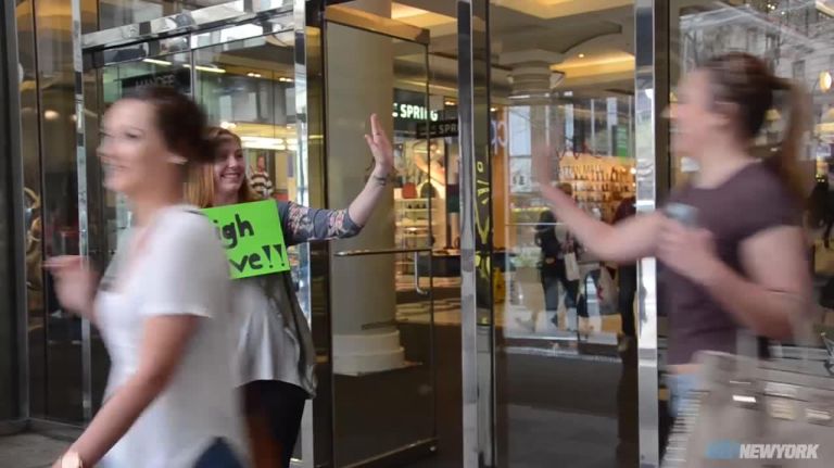 National High-Five Day in NYC a hand-slapping success 1 National High-Five Day in NYC a hand-slapping success