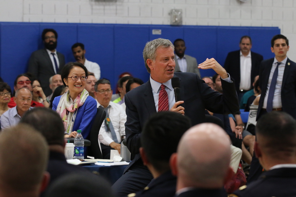 De Blasio and Mendez to co-host town hall on Thurs., Oct. 12 2