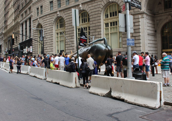 Caging bull: City barricades Bowling Green 2