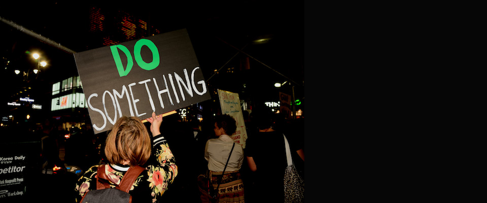 In Las Vegas’ Wake, Gun Violence Activists Mass in Manhattan 9