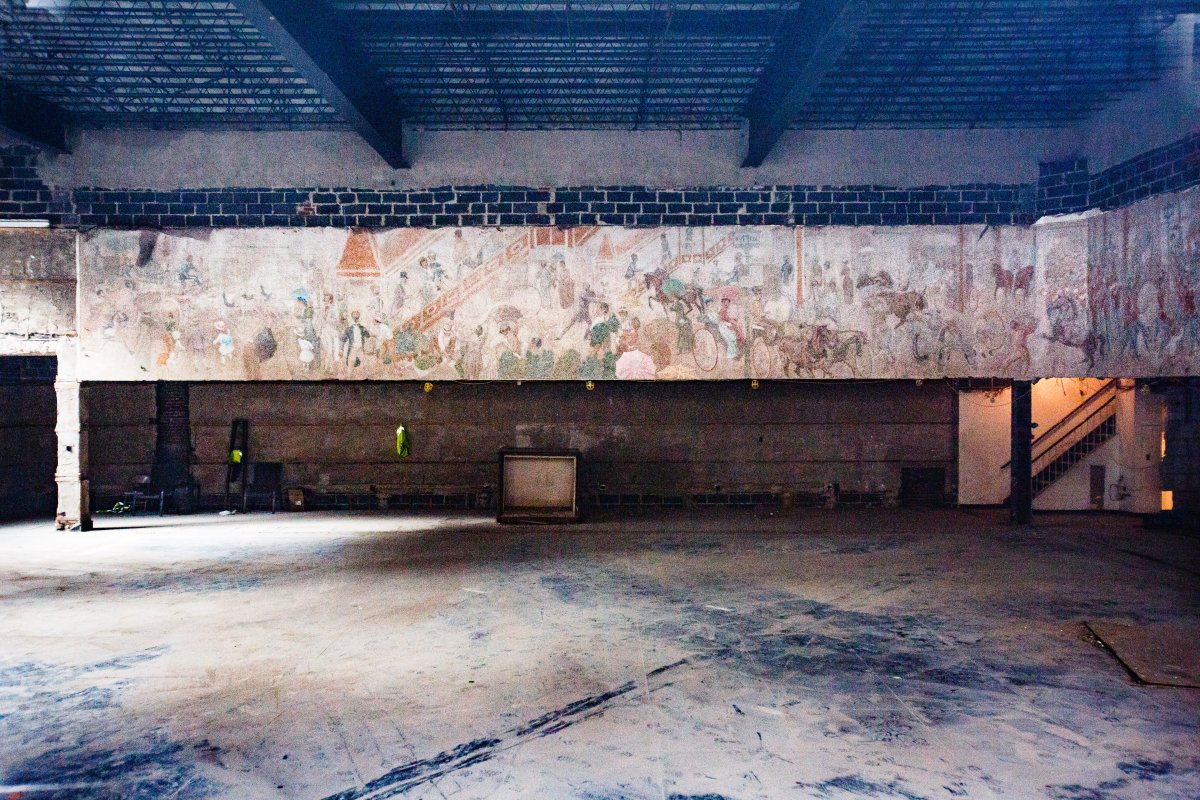 Trying to keep a mural from becoming a memory 1