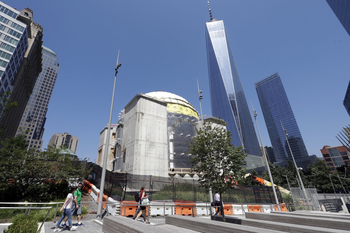 Work halted on World Trade Center shrine 1