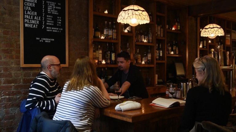 Brooklyn pub provides unique music scene 1 Brooklyn pub provides unique music scene