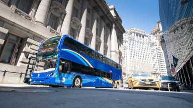 AMNWBUS180424_WEB