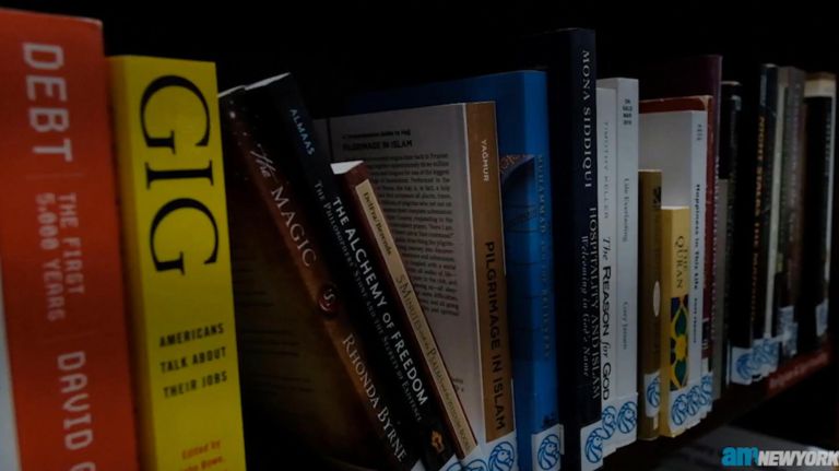 Manhattan Detention Complex opens a new library 1 Manhattan Detention Complex opens a new library