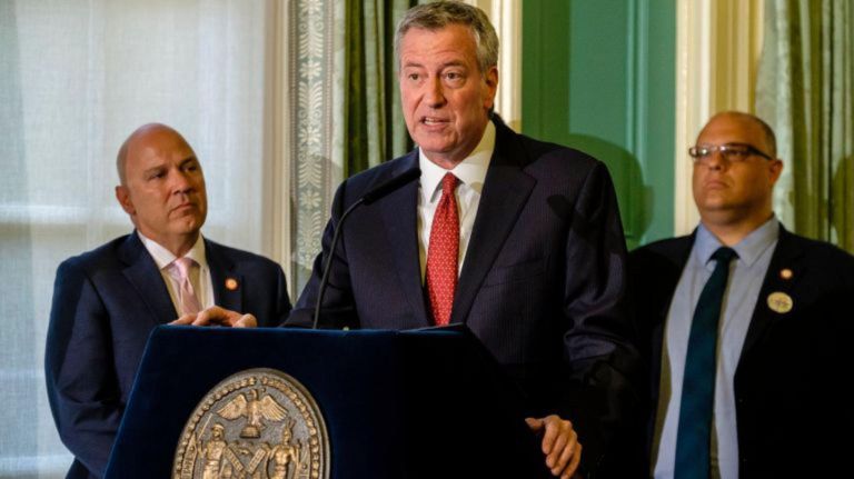 De Blasio signs ‘anti-opioid’ bills 1 De Blasio signs ‘anti-opioid’ bills