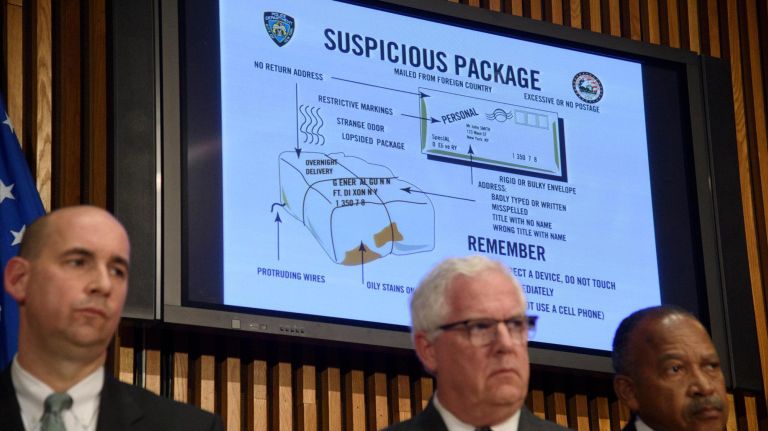 NYC officials discuss suspected bomb at De Niro building 1 NYC officials discuss suspected bomb at De Niro building