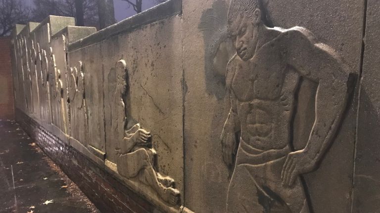 AMEXPRESS181127_B6N_WEB