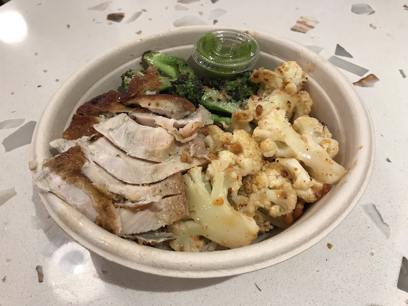 Locavores dig it: Dig Inn opens in the Village 1