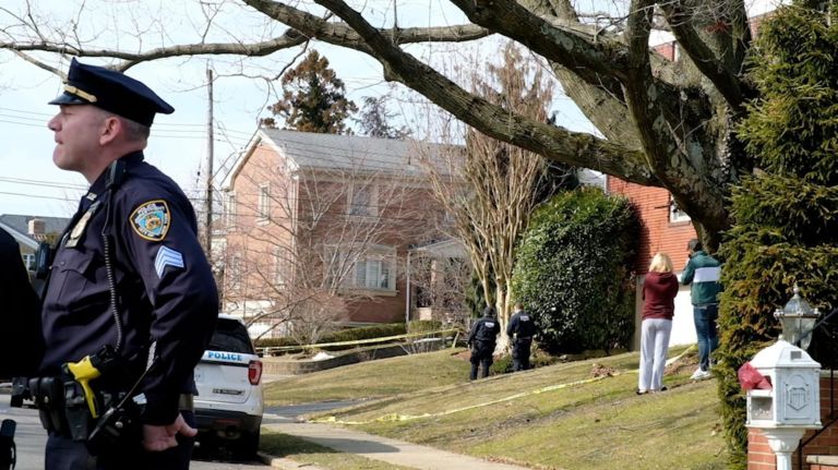 Cops: Reputed Gambino crime family boss shot dead 1 Cops: Reputed Gambino crime family boss shot dead