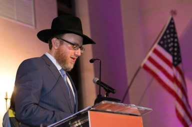 Rabbi Wolff lectern