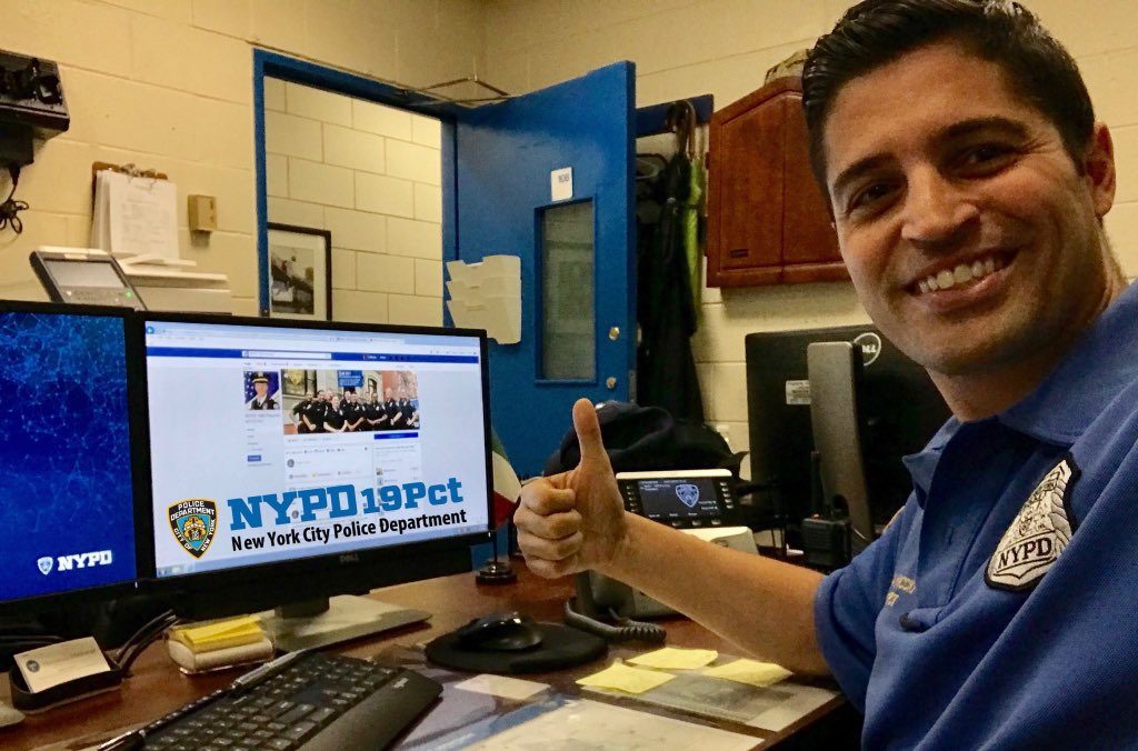‘Twitter cop’ connects with the community 2