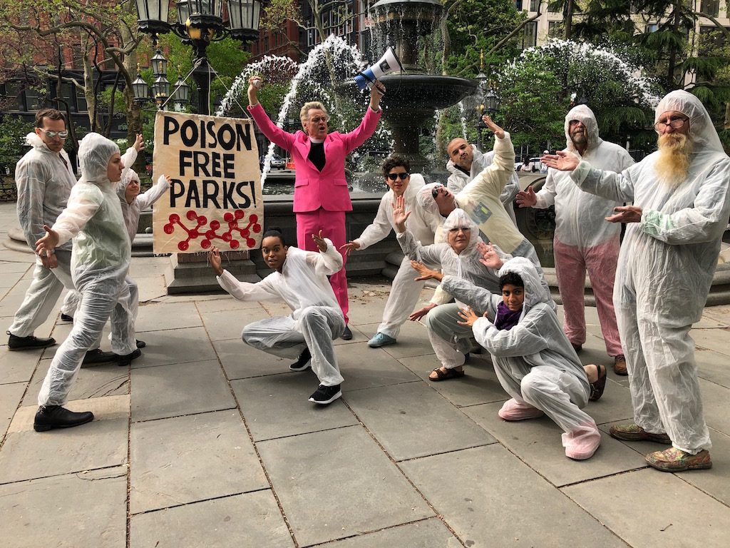 Rev. Billy ratchets up pressure to ban RoundUp 5
