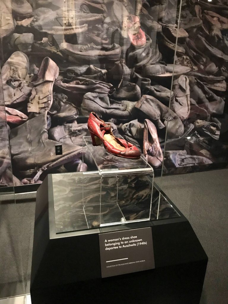 Exhibit brings home Auschwitz’s horrors 6