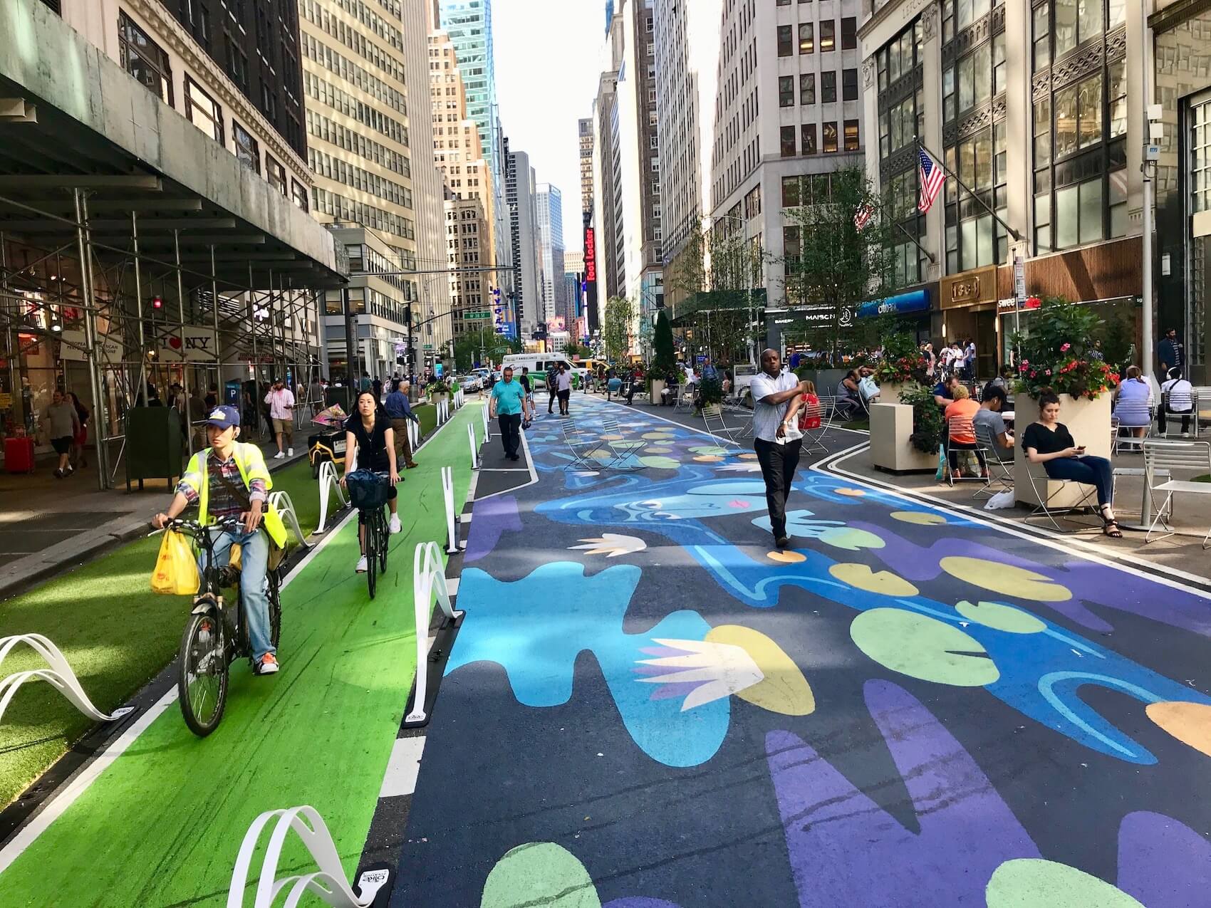 Takin' it to the (car-free) street: Mural enlivens Broadway 1