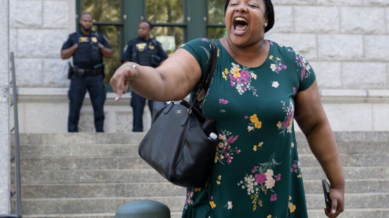 Federal prosecutors say they won’t bring charges against NYPD officers in Eric Garner’s death