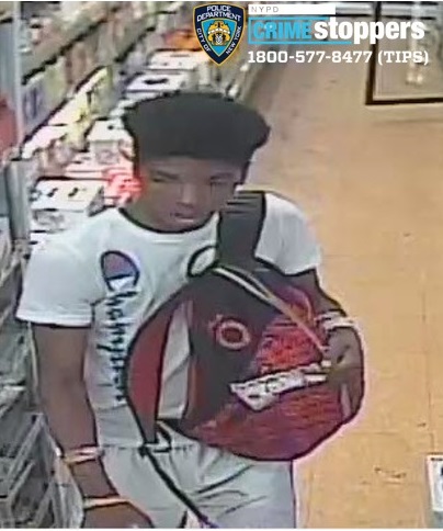 Young muggers in search of cell phones 3