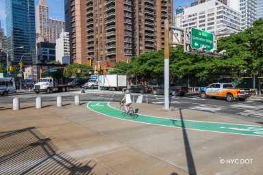 DOT 190627 2nd Ave Bike Lane at 59th St Manhattan 010