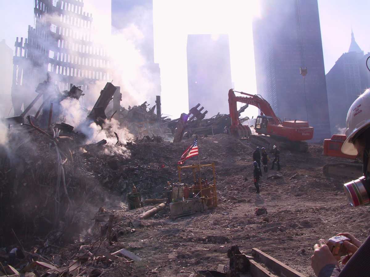Toxins remained in the air in Lower Manhattan during the months after 9/11. (Courtesy Jason Scott)