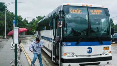 amNWBUS180820