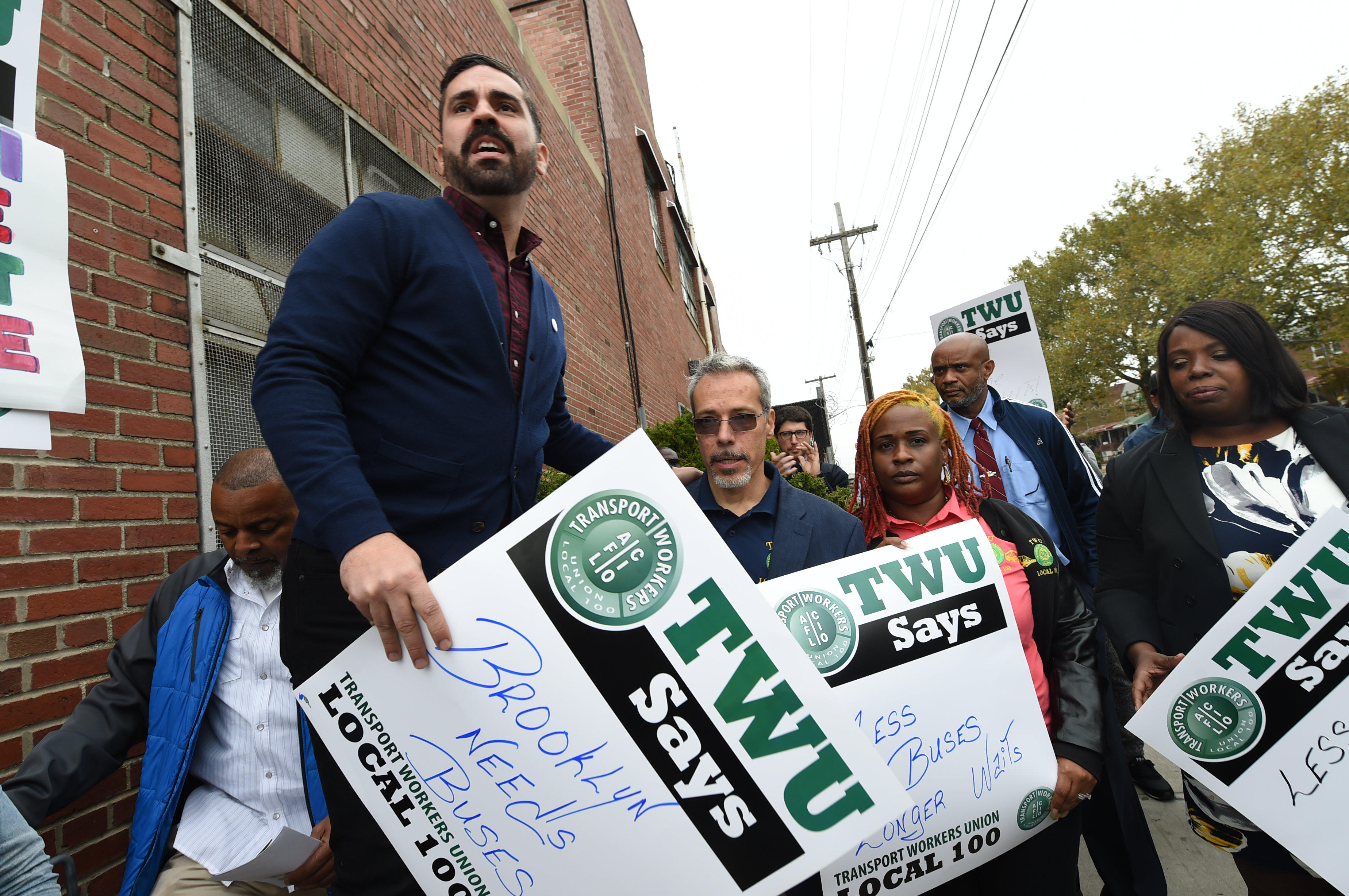 TWU bus drivers blast MTA service cuts to B46 bus line 3