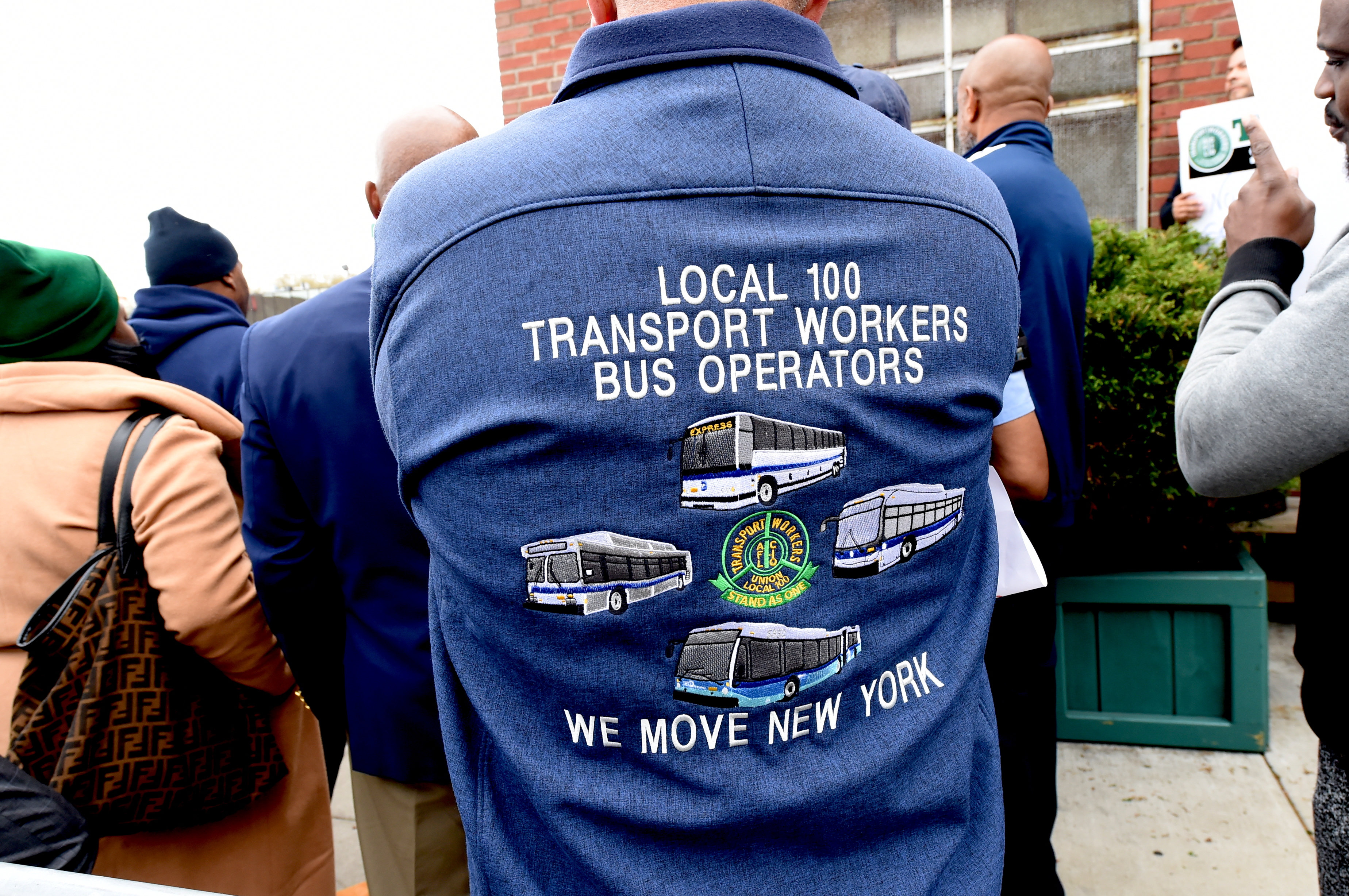 TWU bus drivers blast MTA service cuts to B46 bus line 4