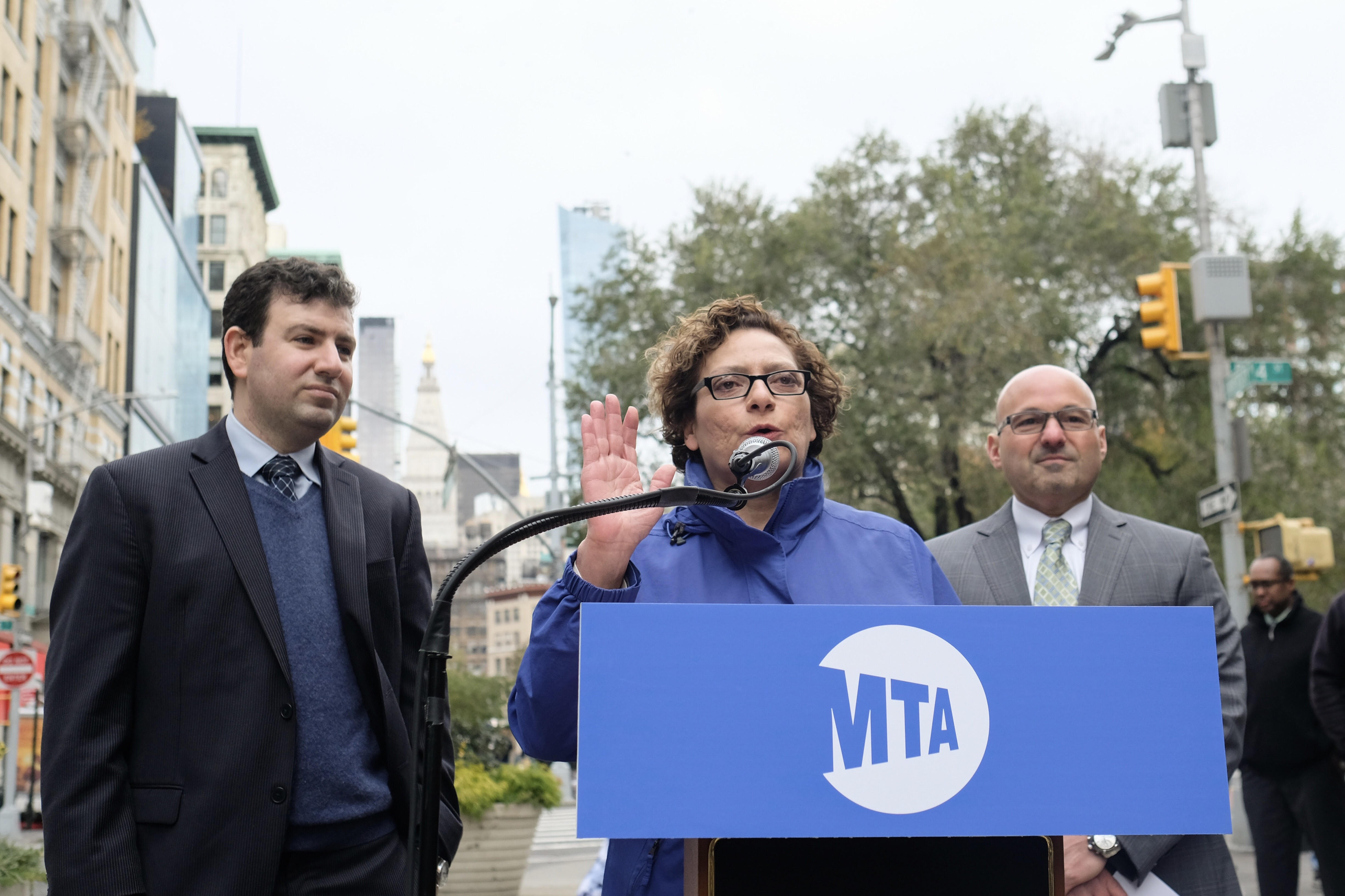 MTA eyes more buses on 14th Street Busway, but increased enforcement coming first 2