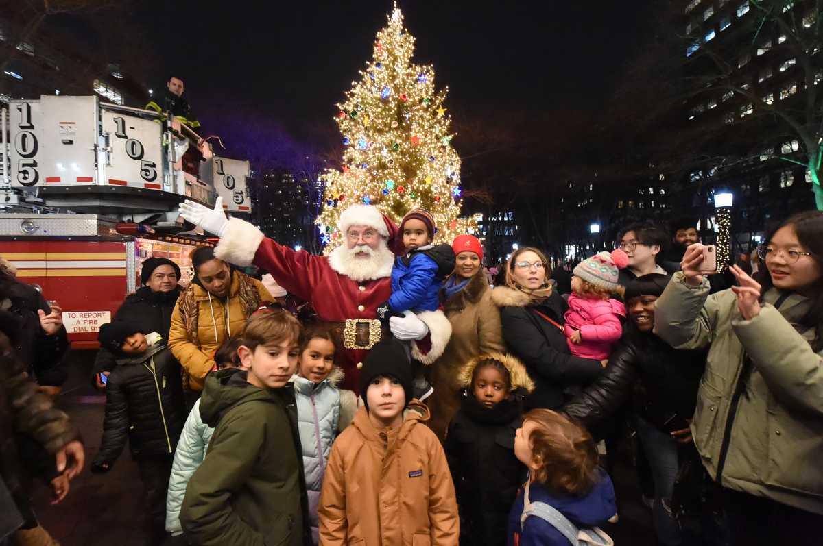 Metrotech tree lighting a delight for the community 1 traffic safety