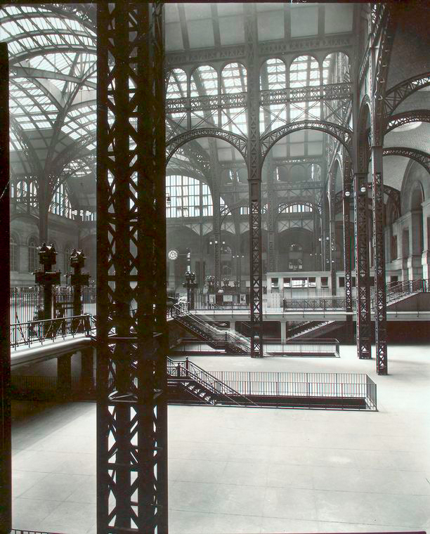 How the CGI experts from 'Motherless Brooklyn' brought back the old, iconic Penn Station on film 3