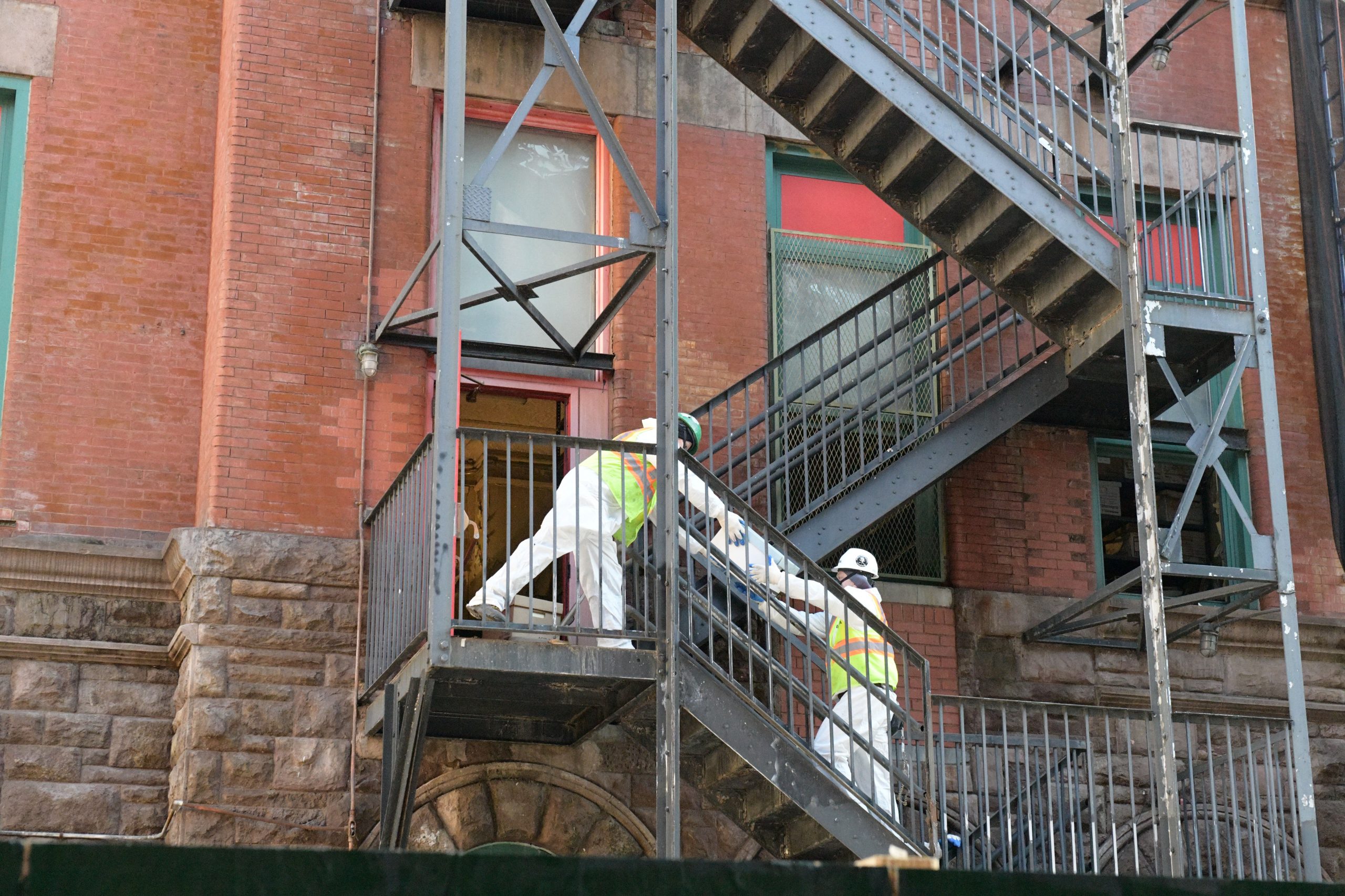 2,000 boxes of Chinese artifacts removed from fire-damaged Manhattan building 7