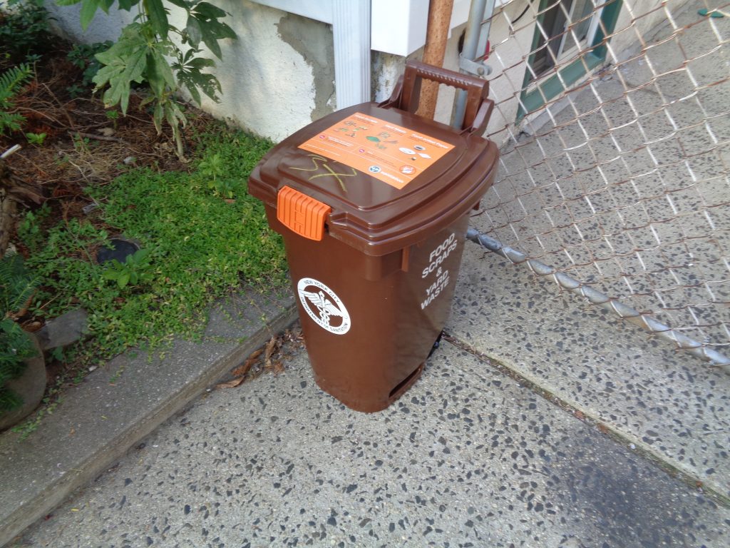 DSNY_Compost_Bin_03-1024×768